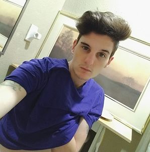 Meet your Posher, Cody